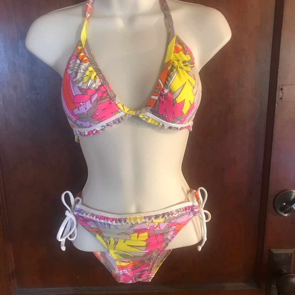 🌴 Super cute Rampage bikini 🌴